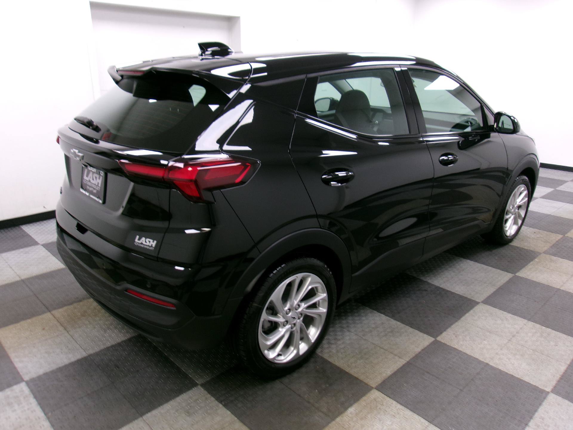 New 2027 Chevrolet Bolt LT w/ Comfort Package FWD image 12