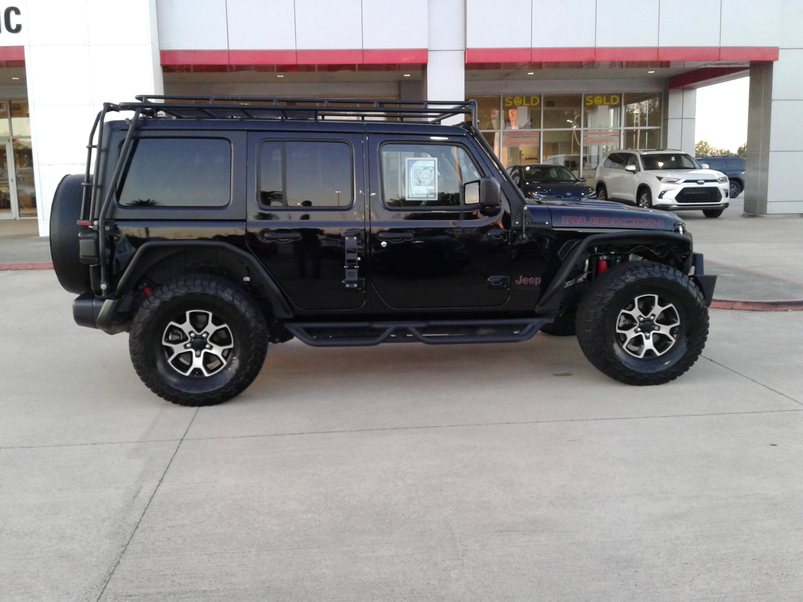 Used 2021 Jeep Wrangler Unlimited Rubicon image 8