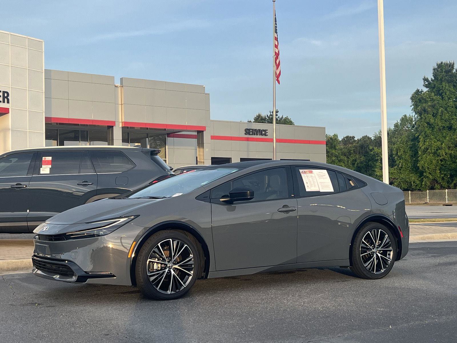 Used 2024 Toyota Prius Limited image 1