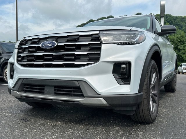 New 2026 Ford Explorer Active w/ Active Comfort Package AWD/4WD image 32