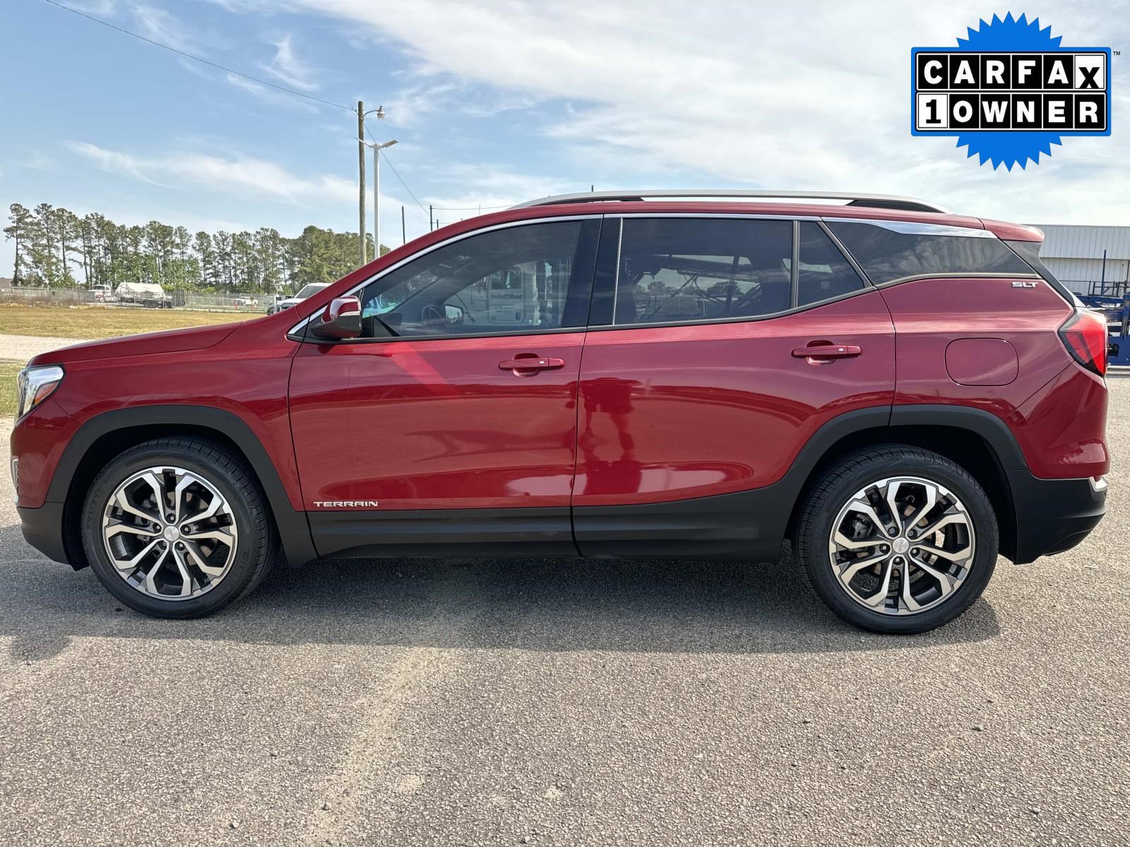 Used 2021 GMC Terrain SLT w/ Infotainment Package II FWD image 7