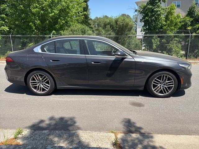 Certified 2025 BMW 530i RWD image 4