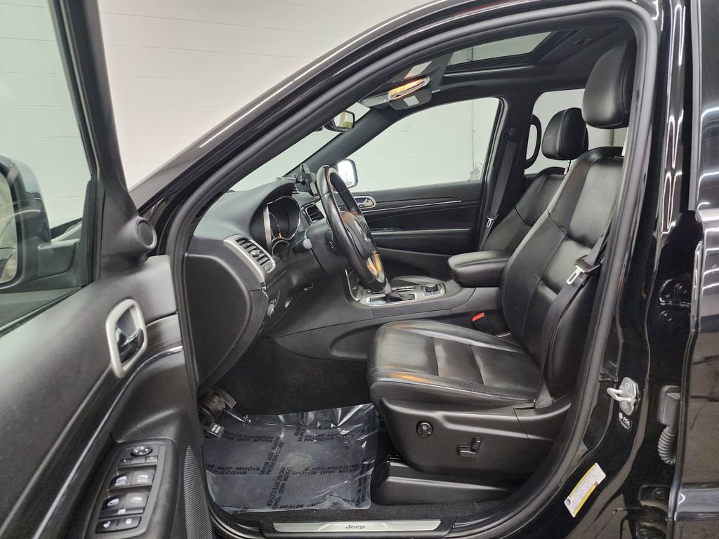 Used 2022 Jeep Grand Cherokee Limited image 12