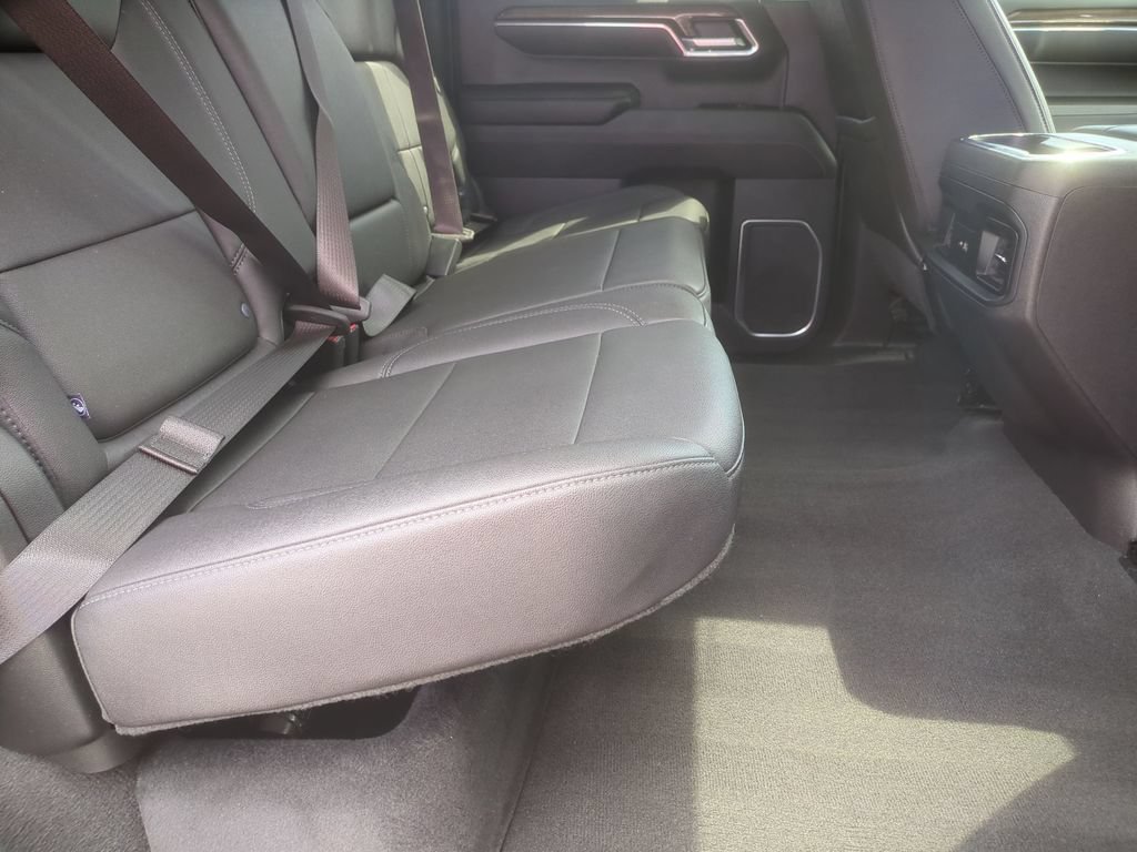 Used 2023 Chevrolet Silverado 1500 LT Trail Boss w/ LT Trail Boss Premium Package AWD/4WD image 16