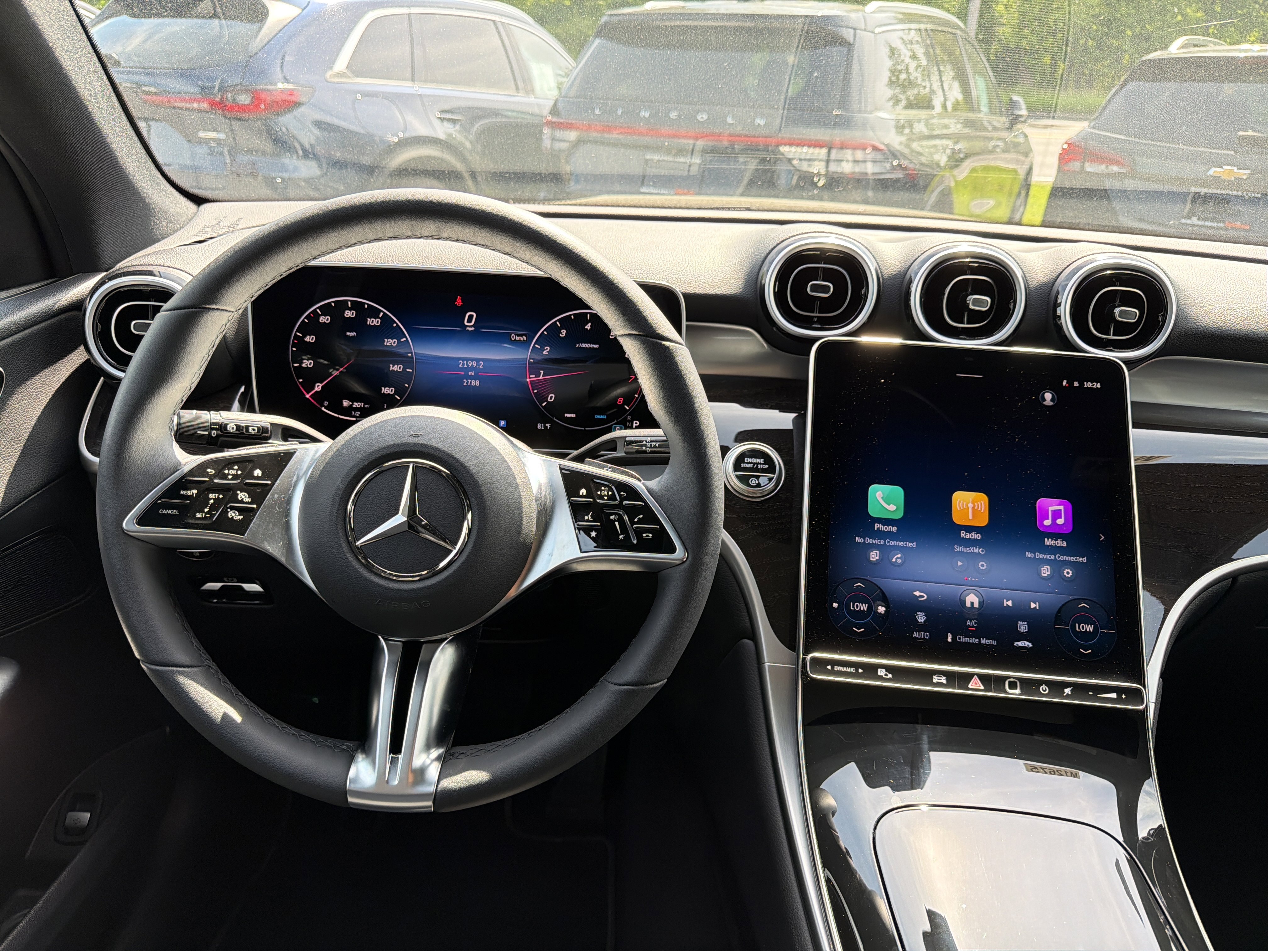 Used 2026 Mercedes-Benz GLC 300 4MATIC image 12
