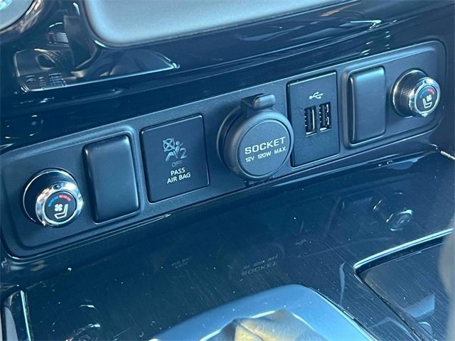 Used 2019 Nissan Armada Platinum w/ Captain's Chairs Package image 33