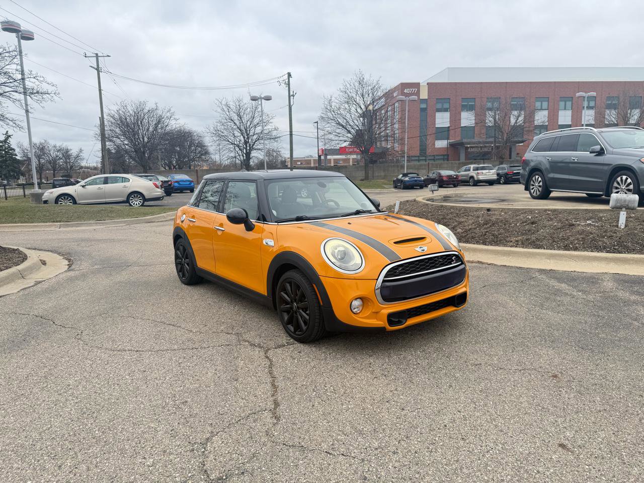 Used 2015 MINI Cooper S image 3