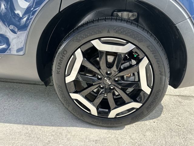 Used 2023 Kia Telluride S w/ S Sunroof Package FWD image 11