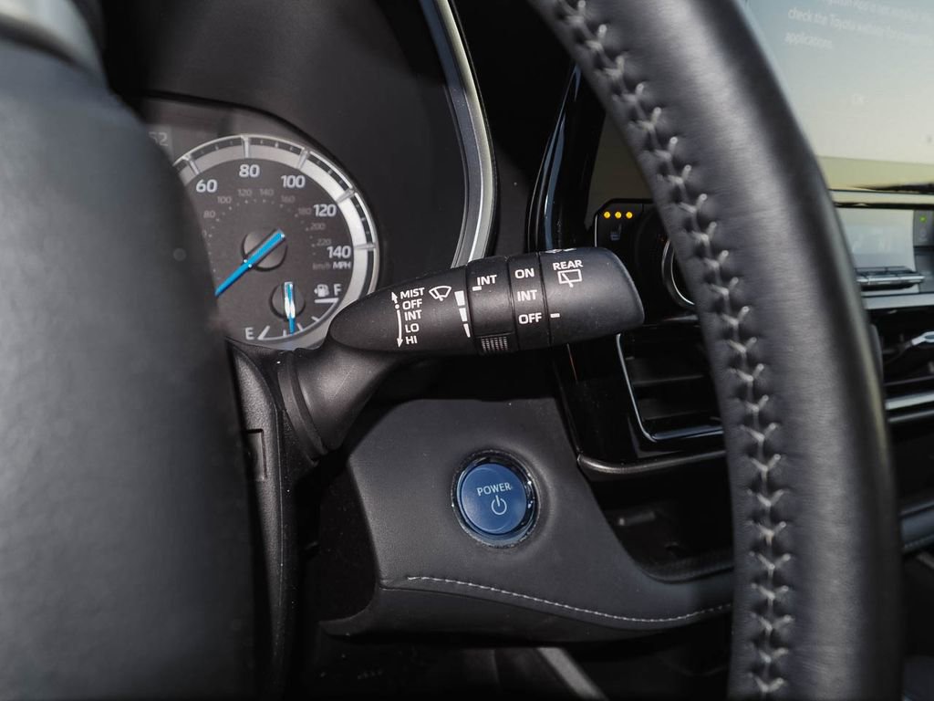 Used 2022 Toyota Highlander XLE image 33