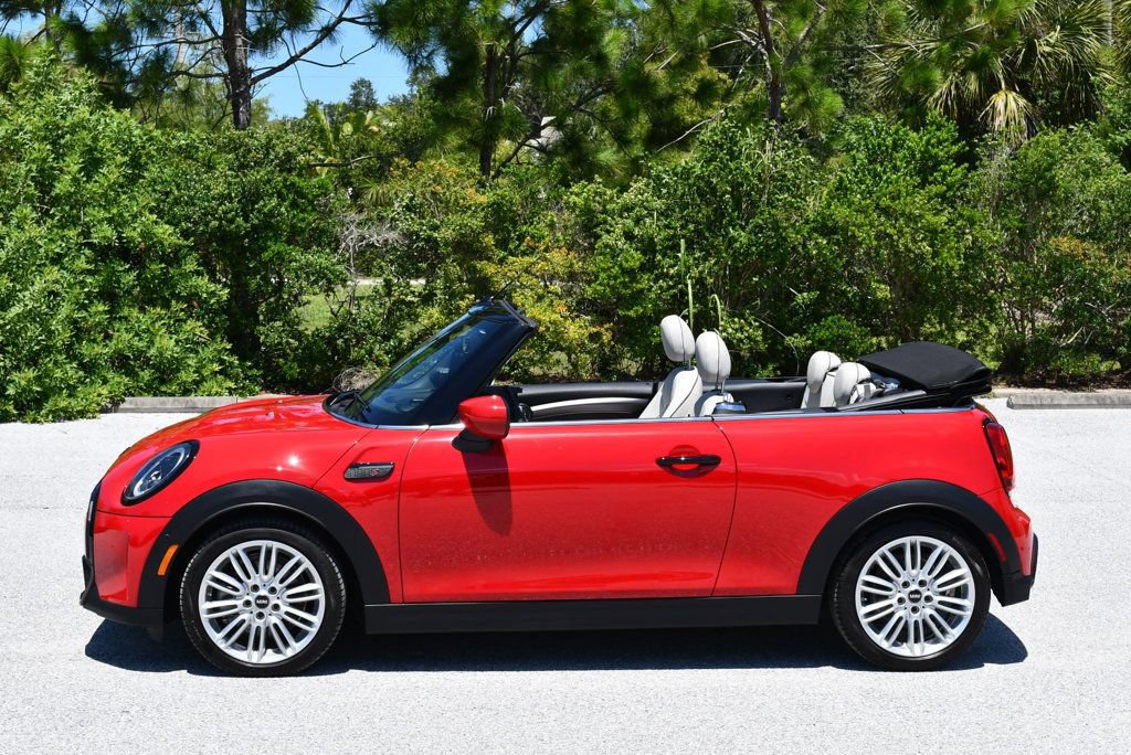Used 2024 MINI Cooper S FWD image 30