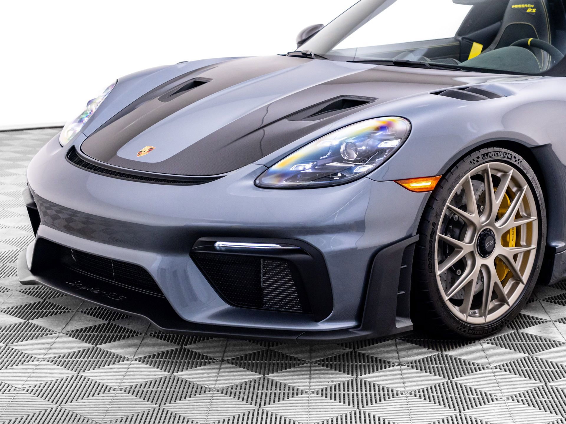 Certified 2025 Porsche 718 Boxster Spyder RS RWD image 50