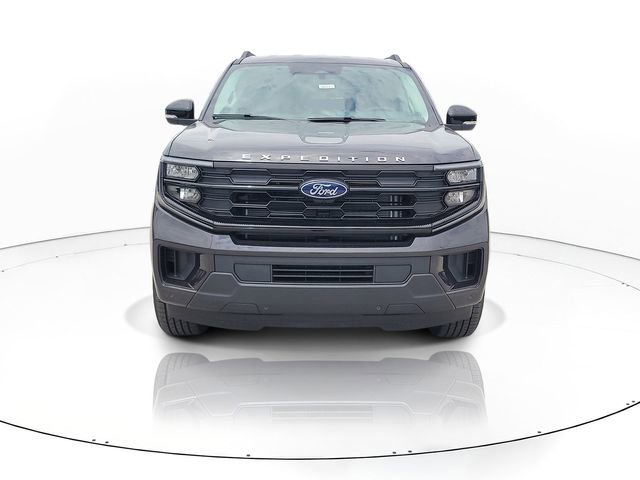 New 2026 Ford Expedition Max Active RWD image 2