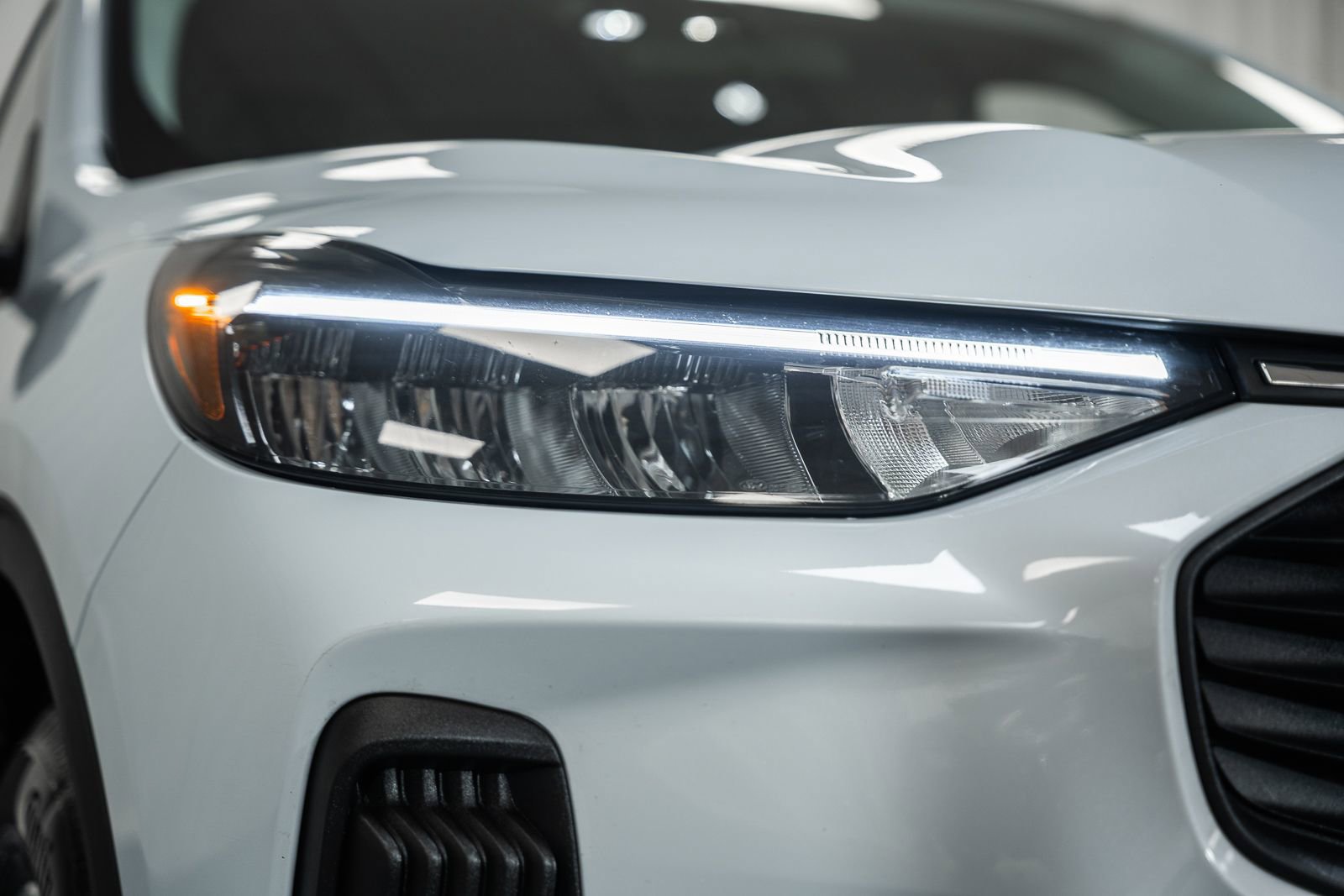 Certified 2025 Ford Escape Active image 17