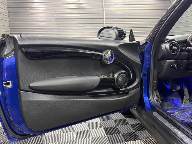 Used 2020 MINI Cooper S image 32