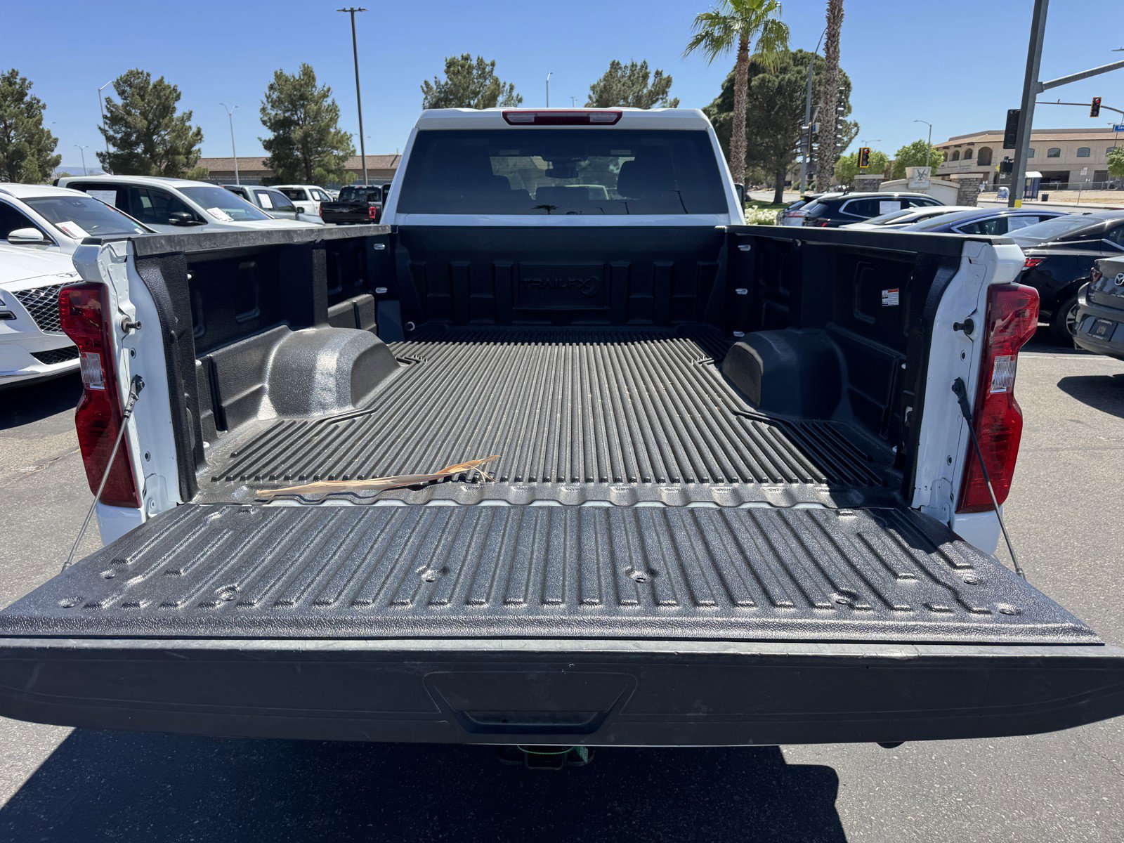 Used 2025 Chevrolet Silverado 2500 LT w/ Convenience Package image 12