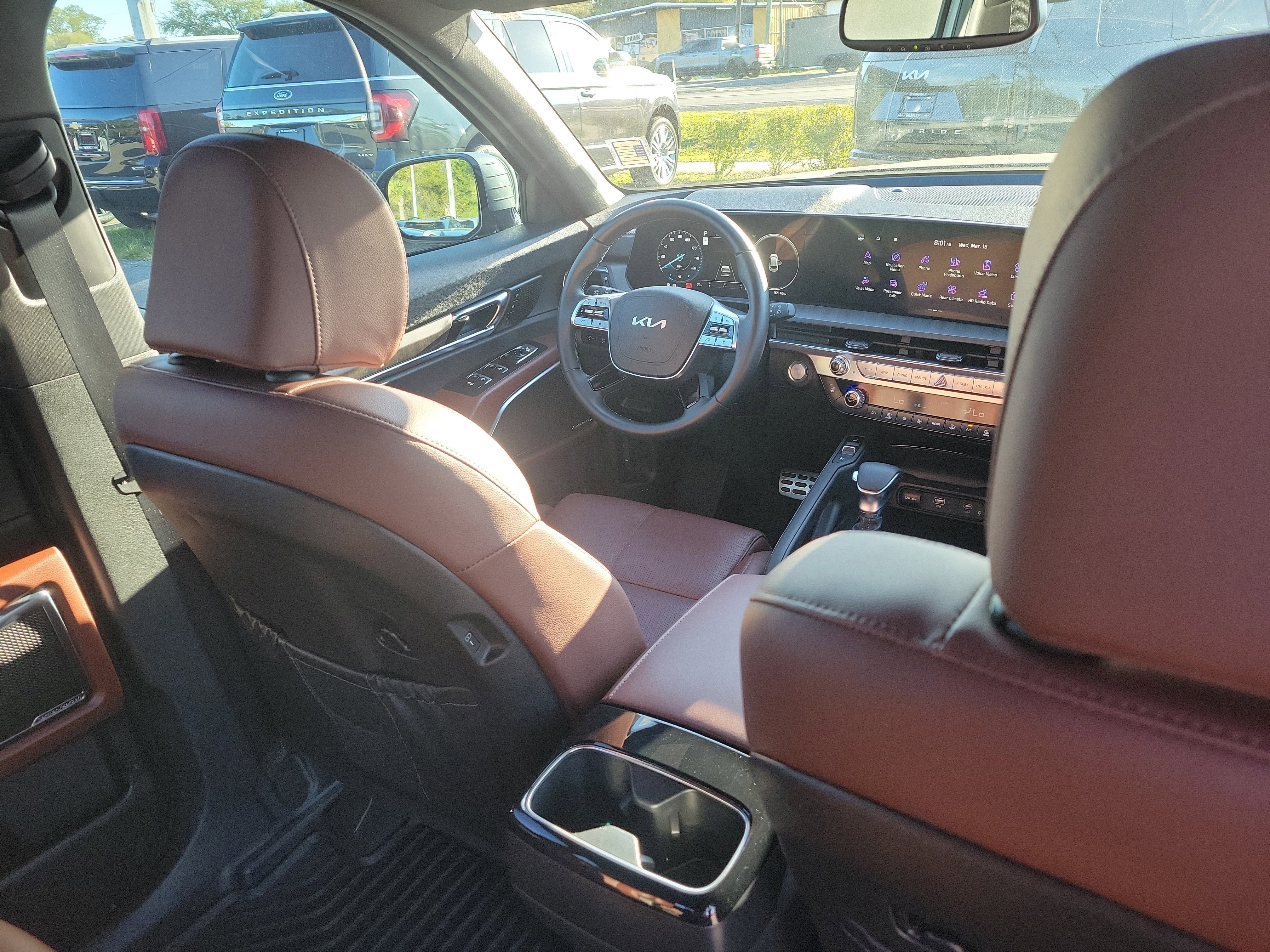 Used 2023 Kia Telluride SX image 13