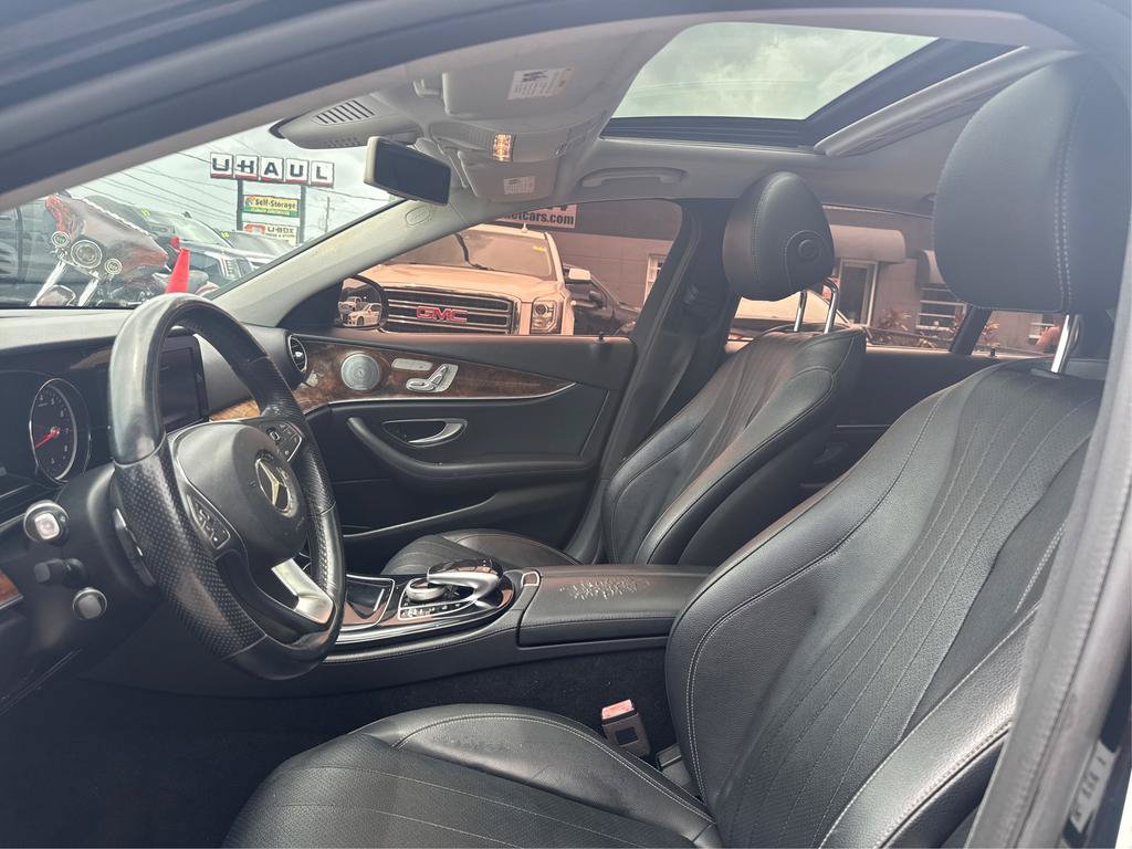 Used 2018 Mercedes-Benz E 300 image 9