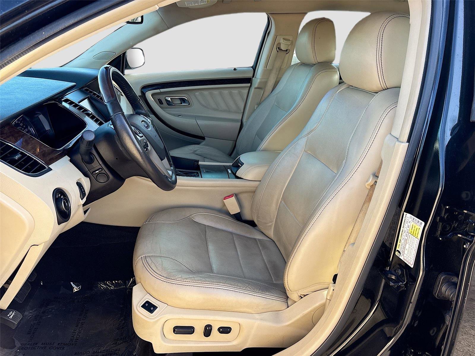 Used 2015 Ford Taurus Limited image 20