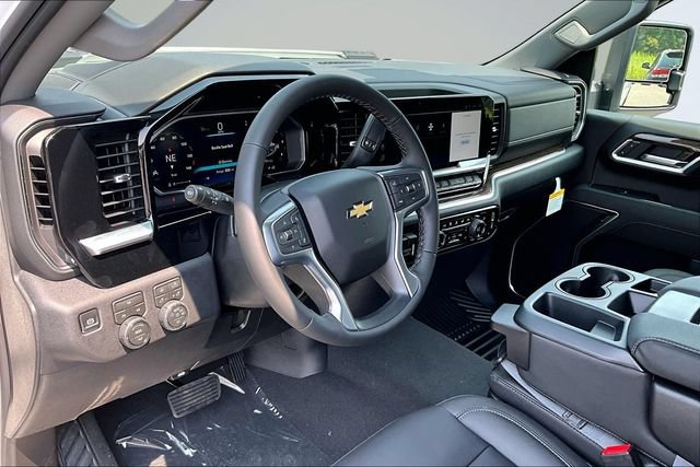 New 2026 Chevrolet Silverado 2500 LT w/ Z71 Chrome Sport Edition AWD/4WD image 7