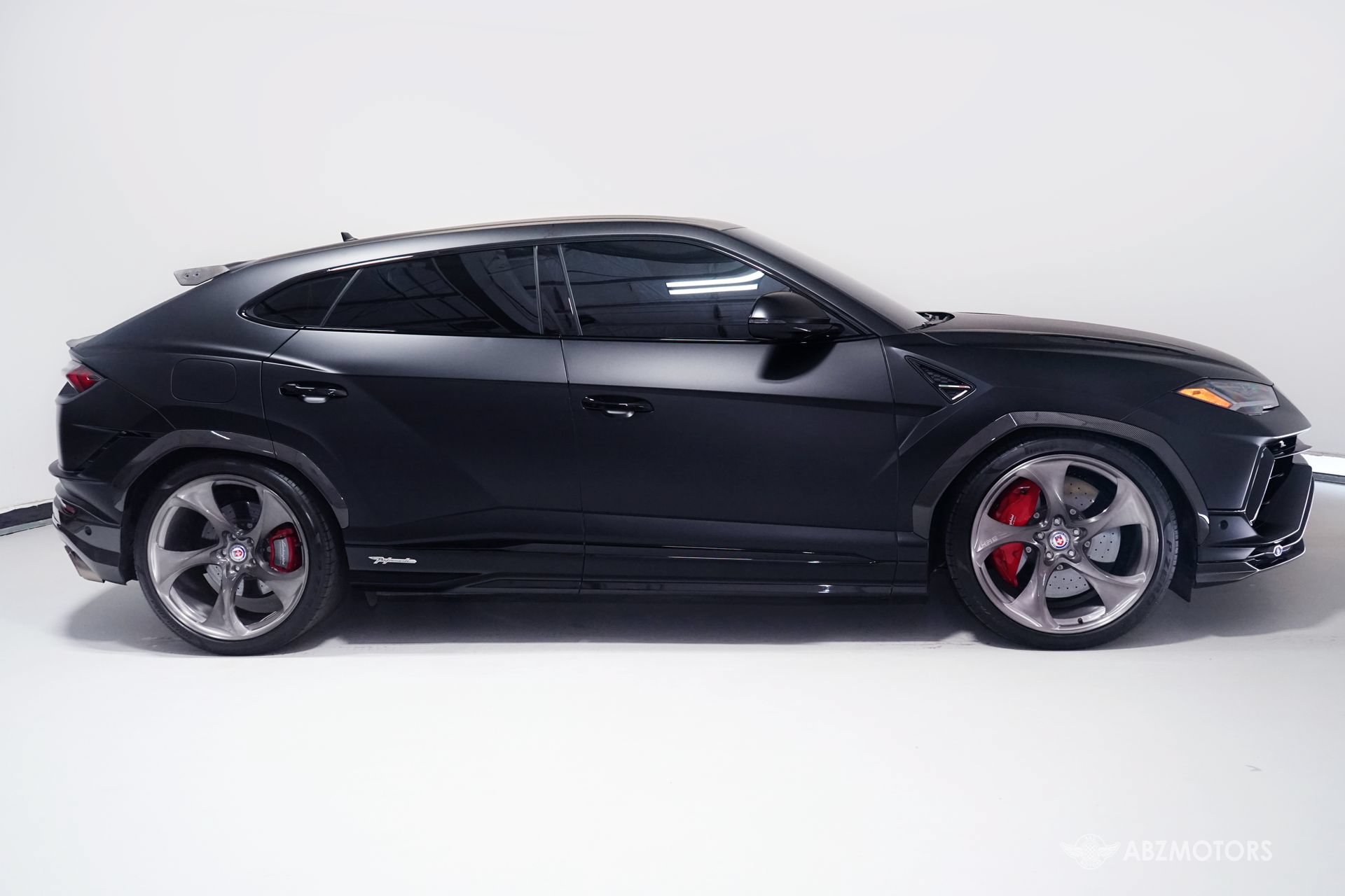 Used 2023 Lamborghini Urus Performante AWD/4WD image 4