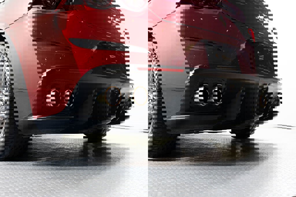 Certified 2019 Ferrari GTC4Lusso T RWD image 33