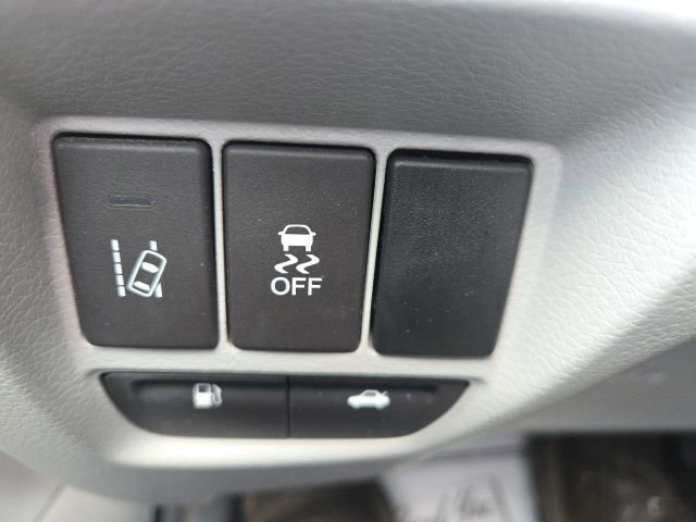 Used 2017 Acura TLX w/ Technology Package image 26