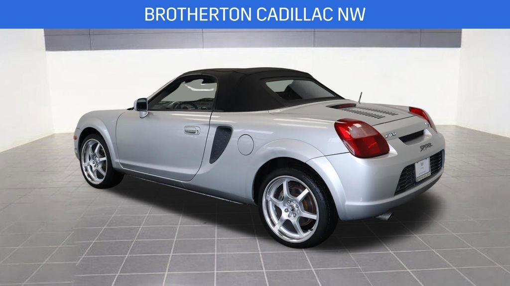 Used 2000 Toyota MR2 image 3