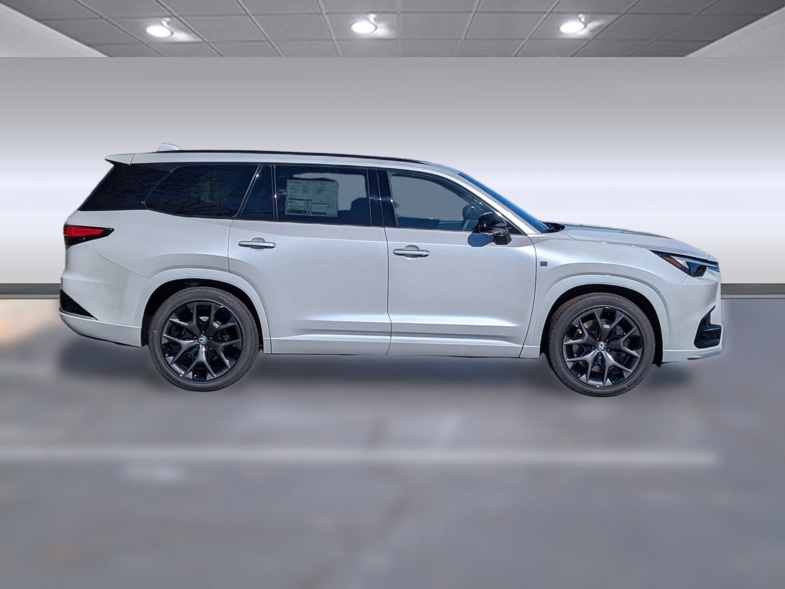 New 2026 Lexus TX 500h AWD image 8
