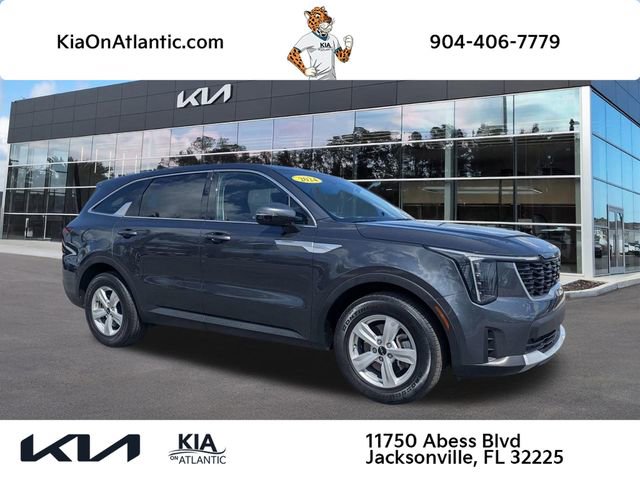 Used 2024 Kia Sorento LX image 1