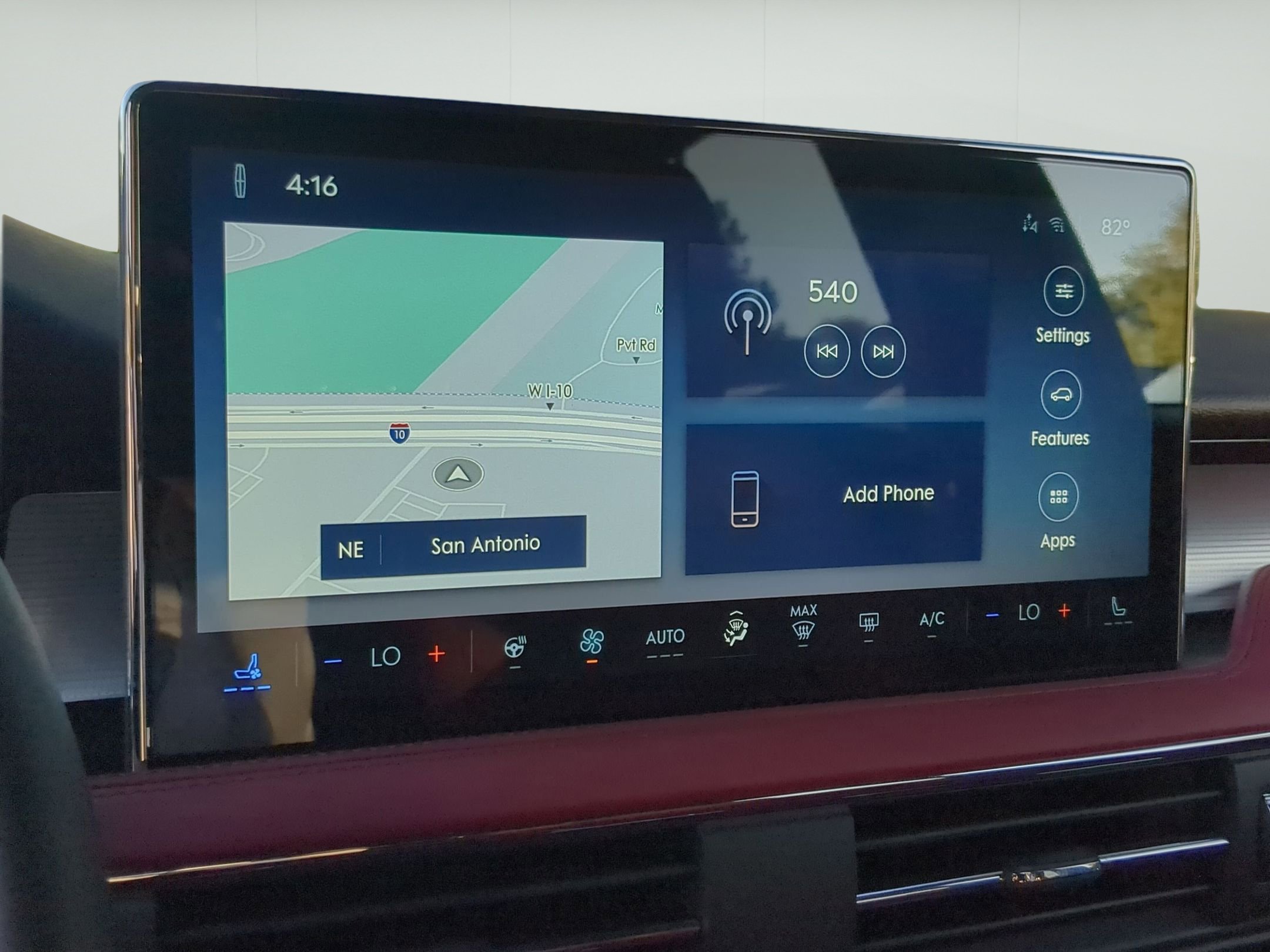 New 2026 Lincoln Corsair Reserve w/ Jet Appearance Package FWD image 15