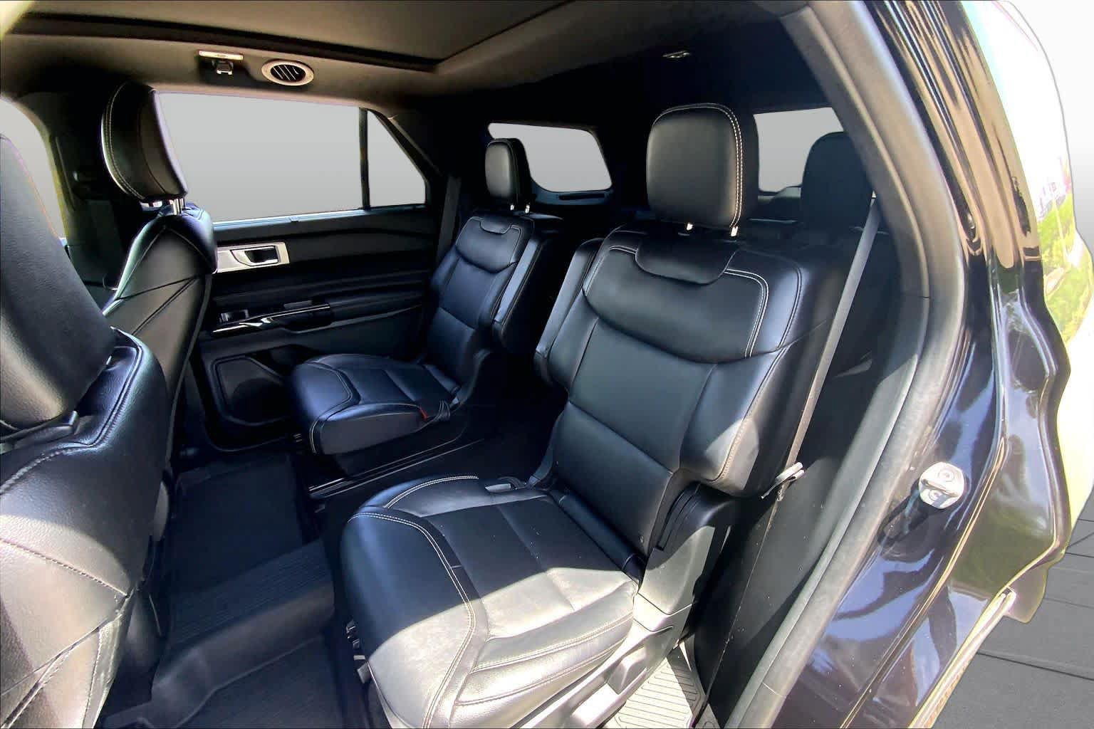 Used 2023 Ford Explorer ST w/ Equipment Group 401A AWD/4WD image 19