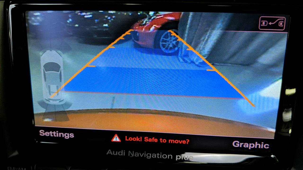 Used 2015 Audi R8 V8 w/ Full Leather Package image 26