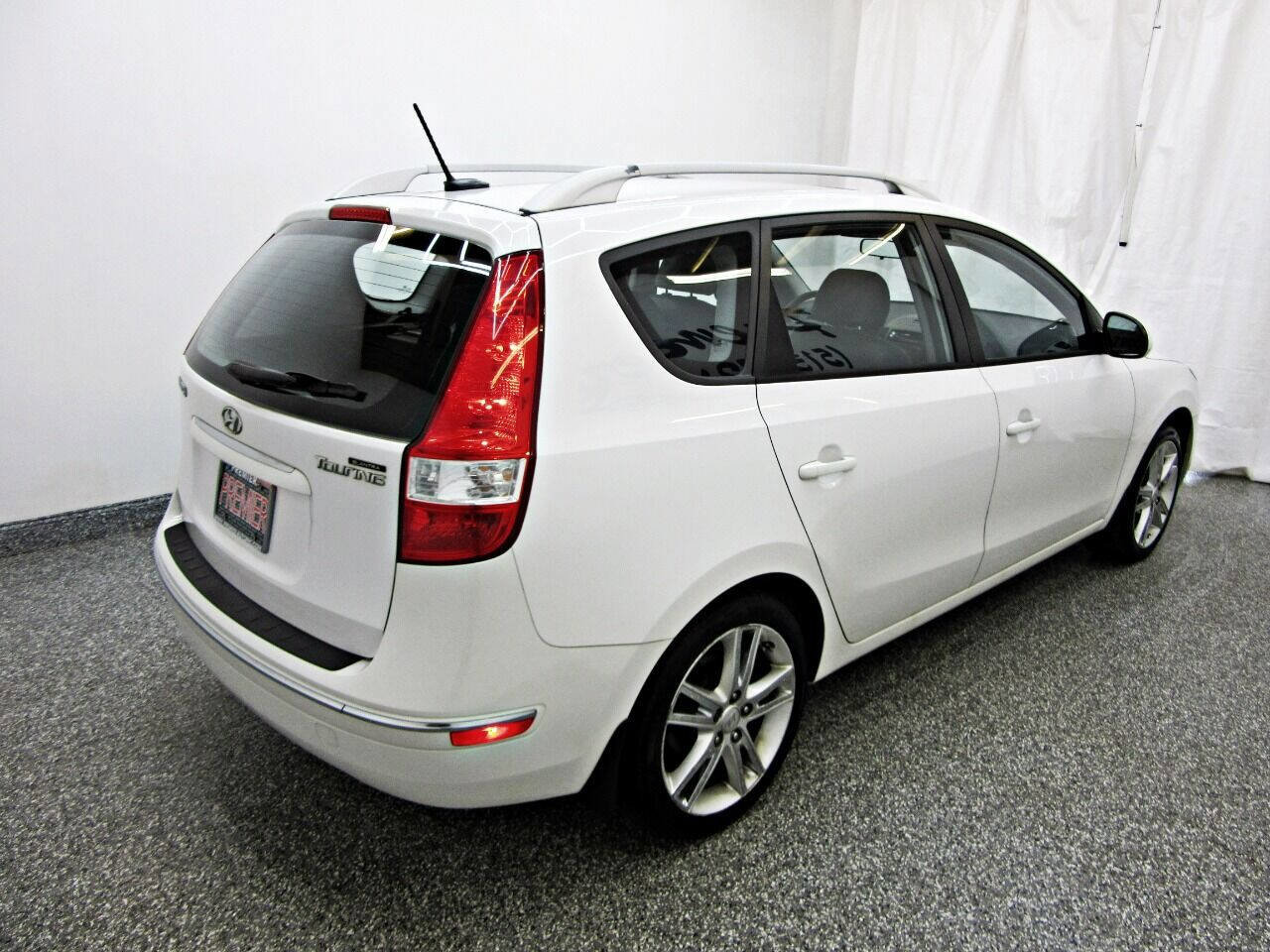 Used 2012 Hyundai Elantra image 6