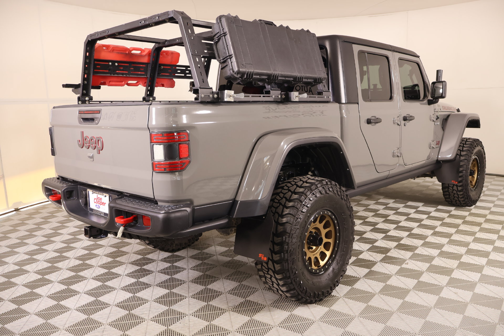 Used 2023 Jeep Gladiator Rubicon w/ Cold Weather Group AWD/4WD image 21