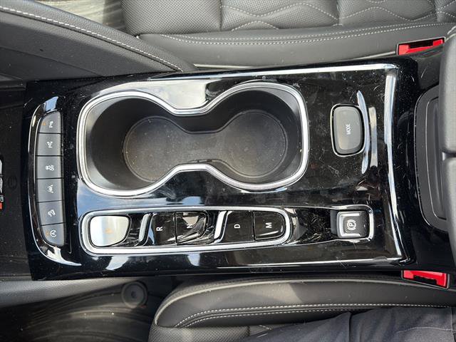 Used 2023 Buick Envision Avenir image 25