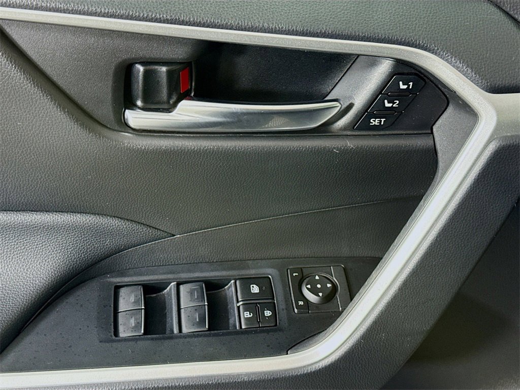 Certified 2023 Toyota RAV4 XLE Premium image 24