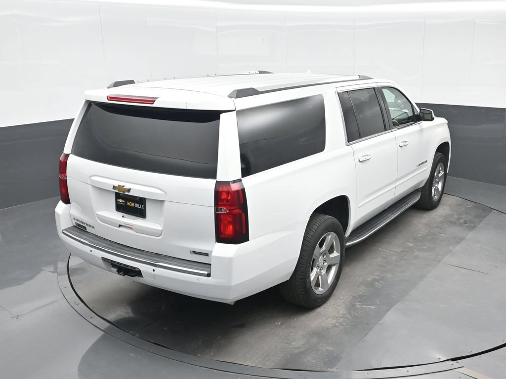 Used 2018 Chevrolet Suburban Premier RWD image 21