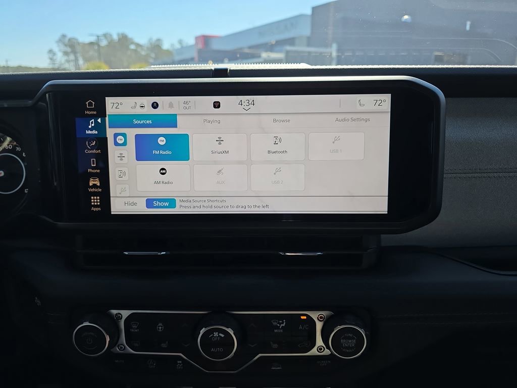 Used 2024 Jeep Wrangler Sahara image 26