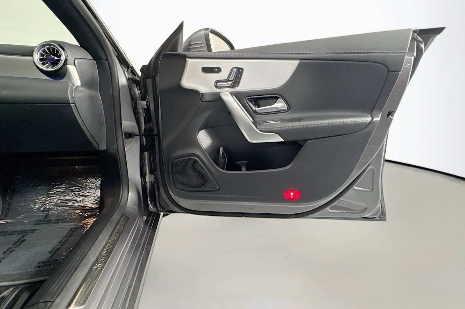 Certified 2024 Mercedes-Benz CLA 250 image 24