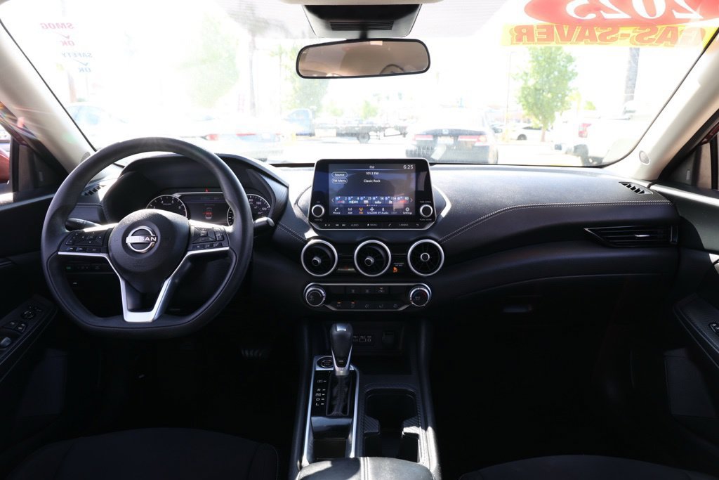 Used 2025 Nissan Sentra SV FWD image 22