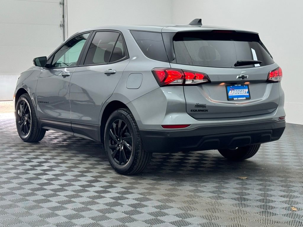 Used 2023 Chevrolet Equinox LS w/ LS Convenience Package image 9