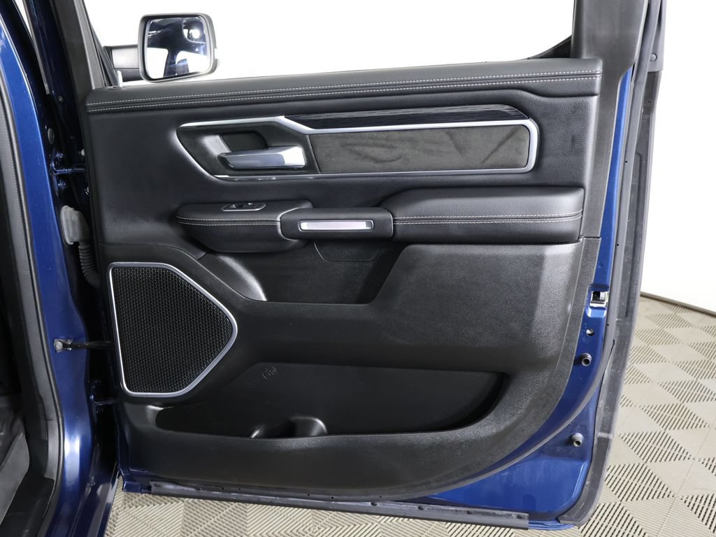 Used 2023 RAM 1500 Laramie AWD/4WD image 26