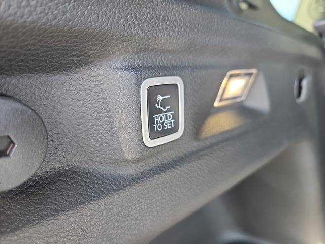 New 2025 Jeep Grand Cherokee L Limited w/ Luxury Tech Group II image 16