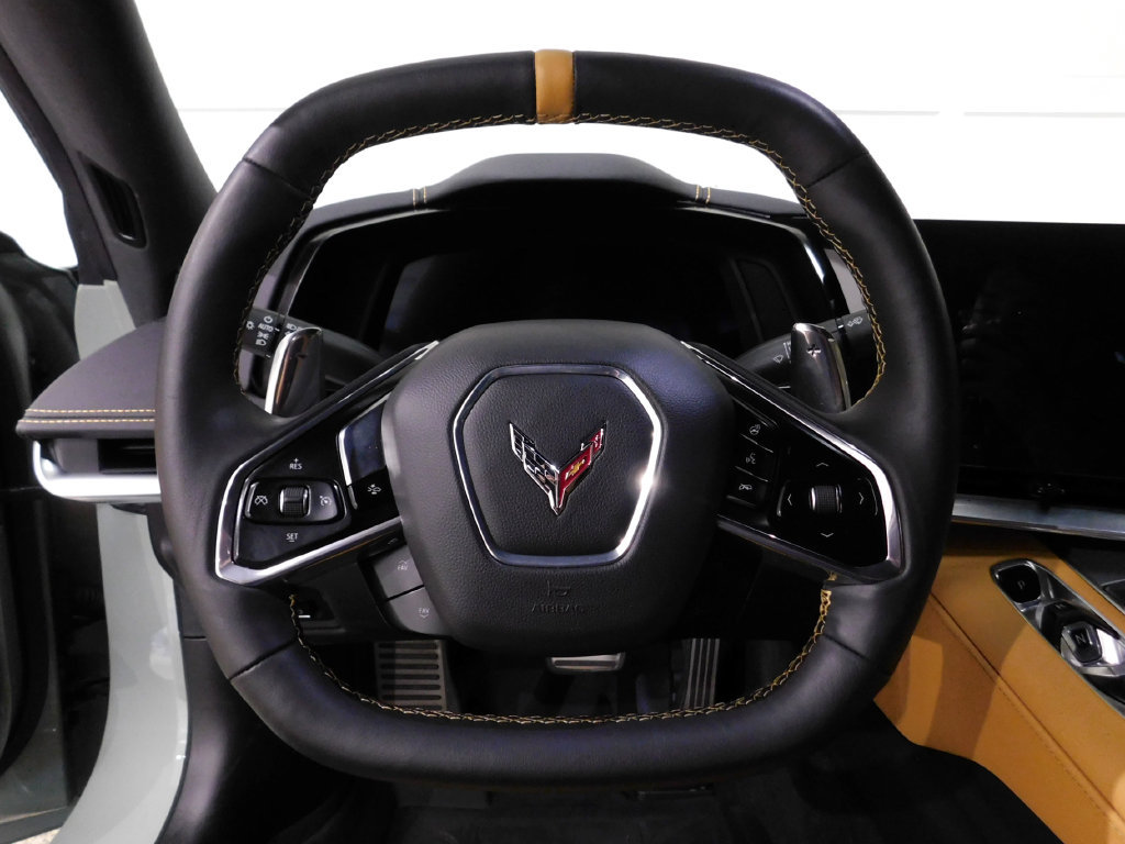 Used 2024 Chevrolet Corvette Stingray Preferred Cpe w/ Z51 Performance Package RWD image 40
