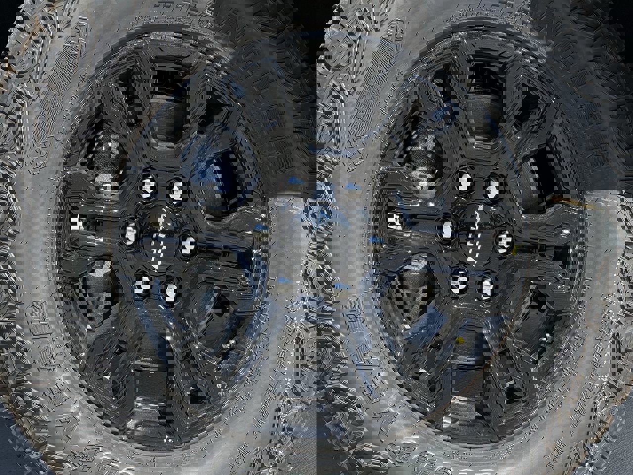 New 2026 Chevrolet Silverado 1500 ZR2 AWD/4WD image 9