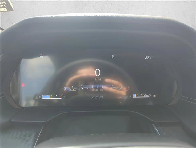 Used 2024 Jeep Grand Cherokee Laredo image 5