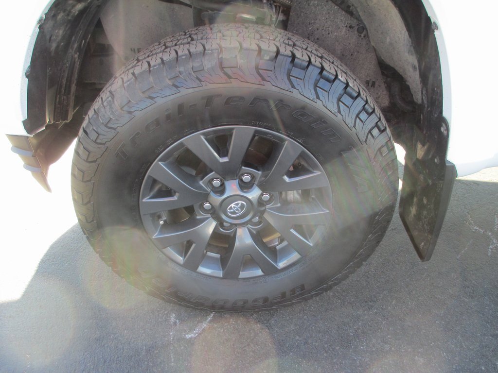 Used 2021 Toyota Tacoma SR5 image 12