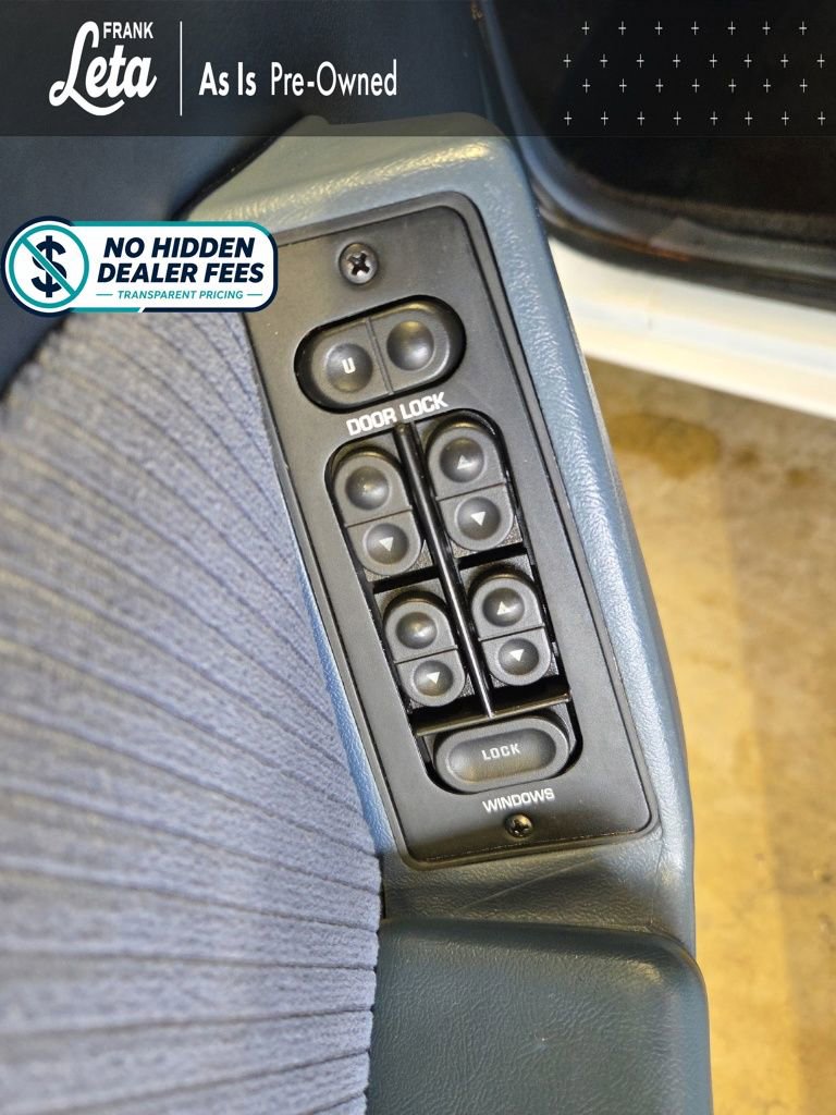Used 1988 Ford Mustang LX RWD image 18