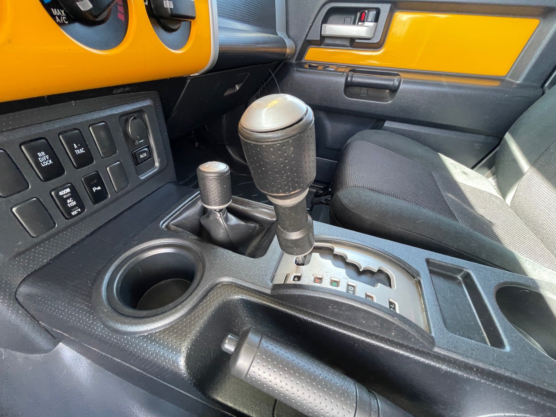 Used 2008 Toyota FJ Cruiser 4WD w/ Upgrade Pkg 1 image 15