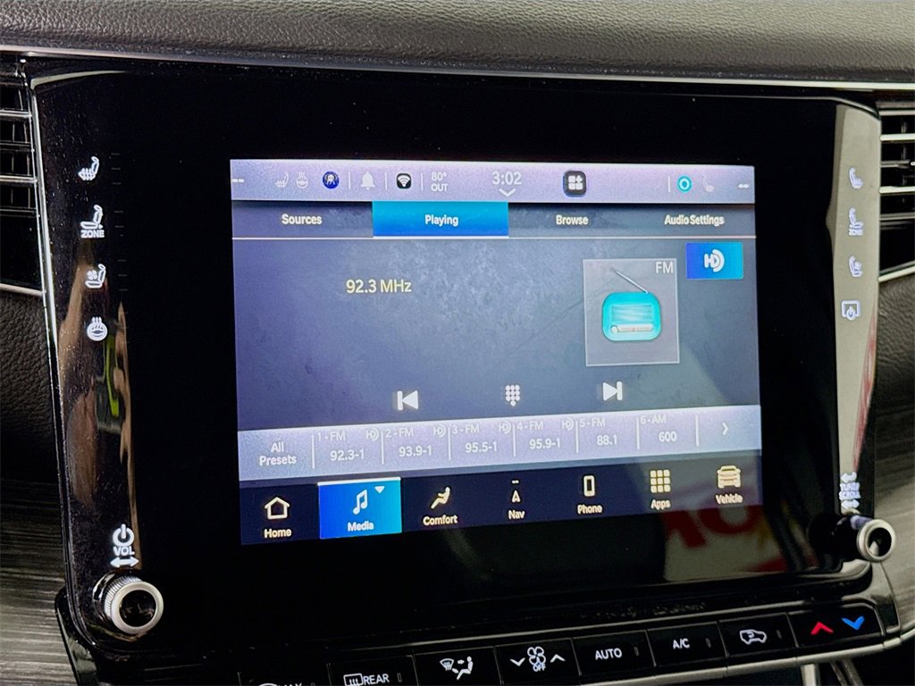 Used 2024 Jeep Wagoneer L Series II w/ Flexible Seating Group image 7